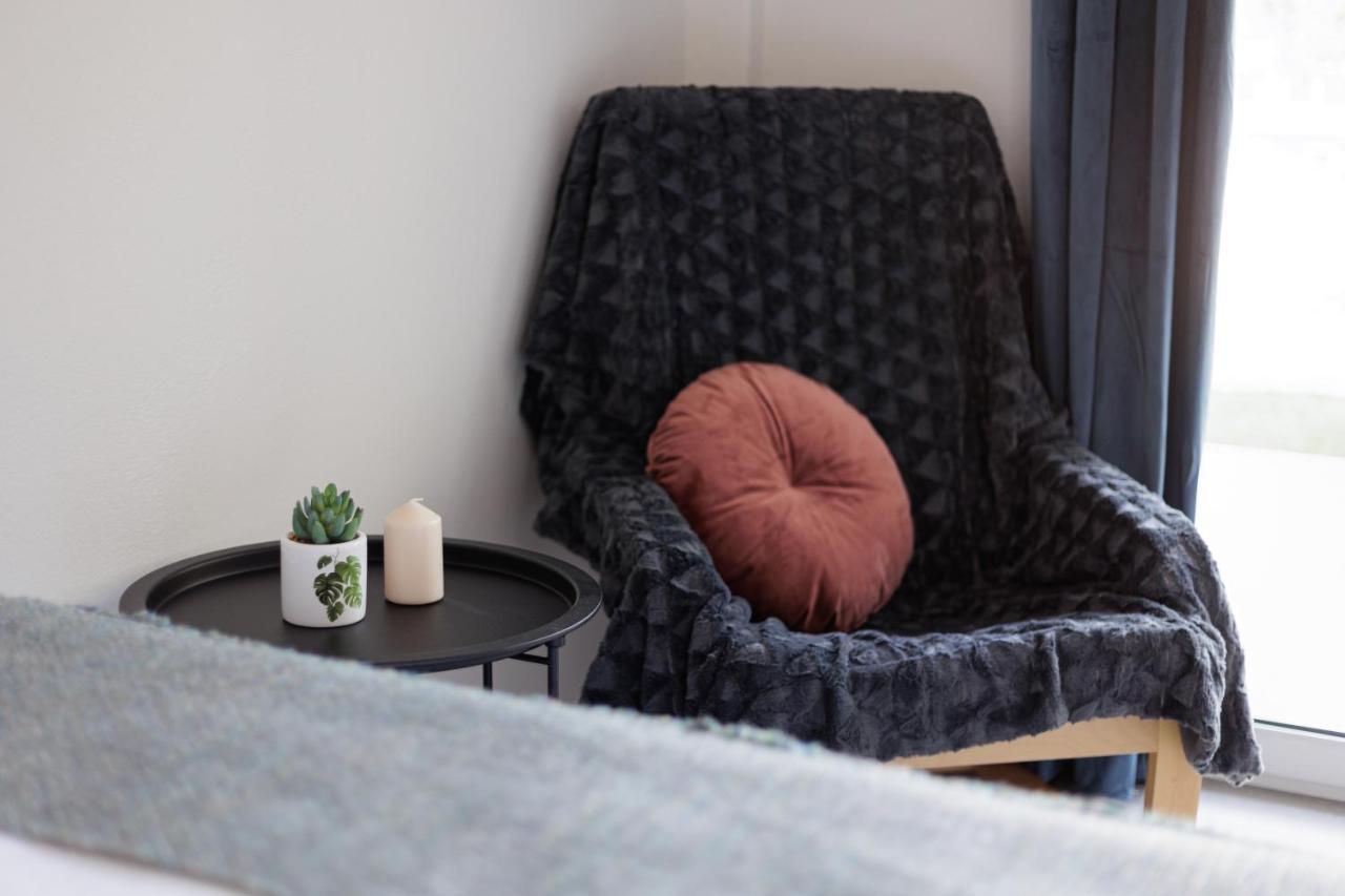 The Lake Apartments Коммено Екстер'єр фото